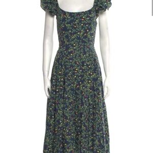 Hill House Daphne dress in midnight garden